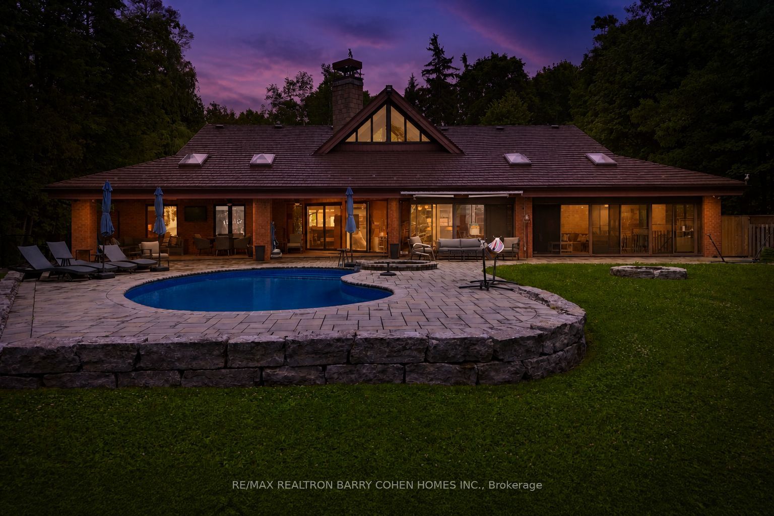 700 Lake Drive N