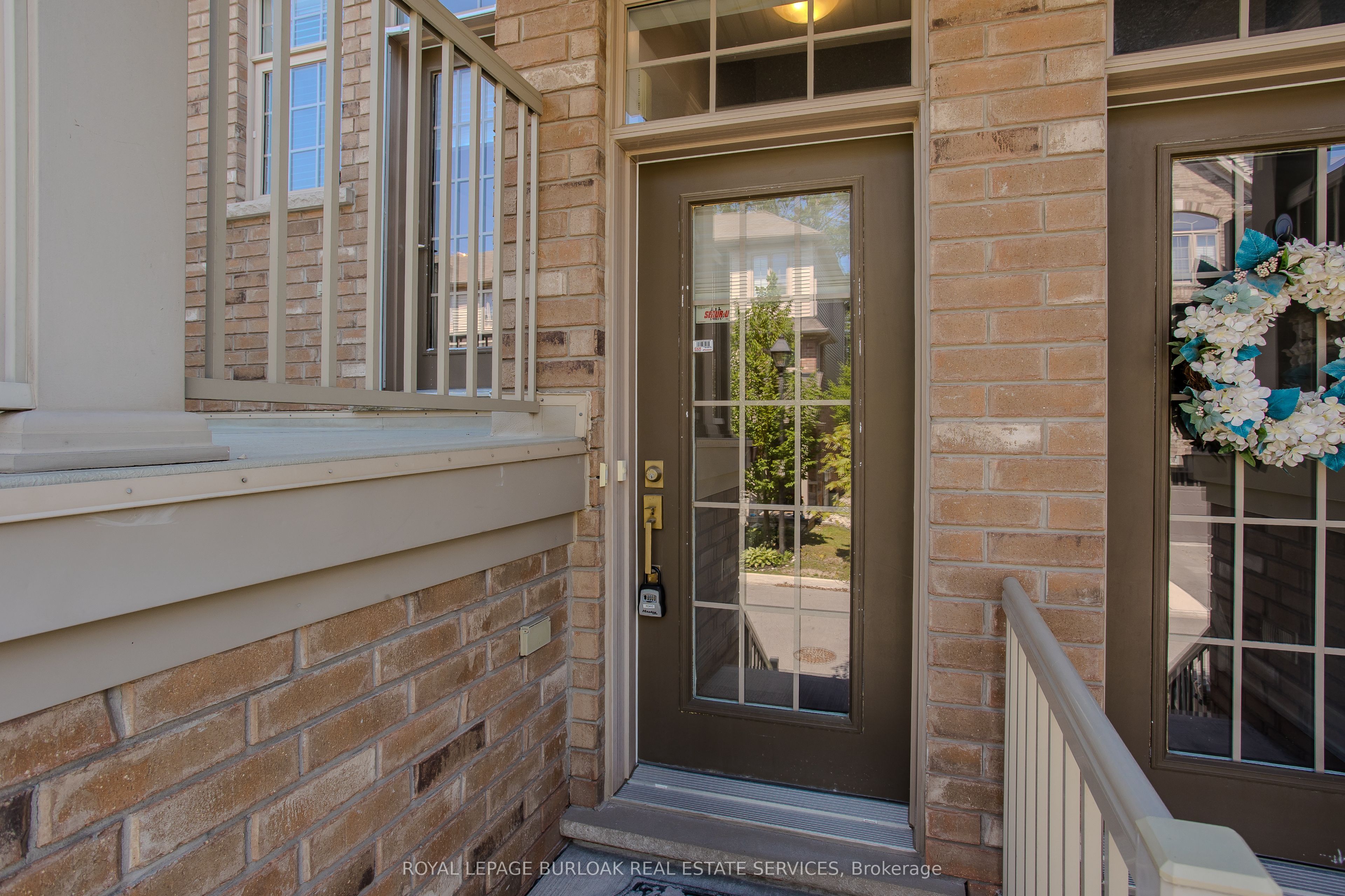 4165 Upper Middle Road 31