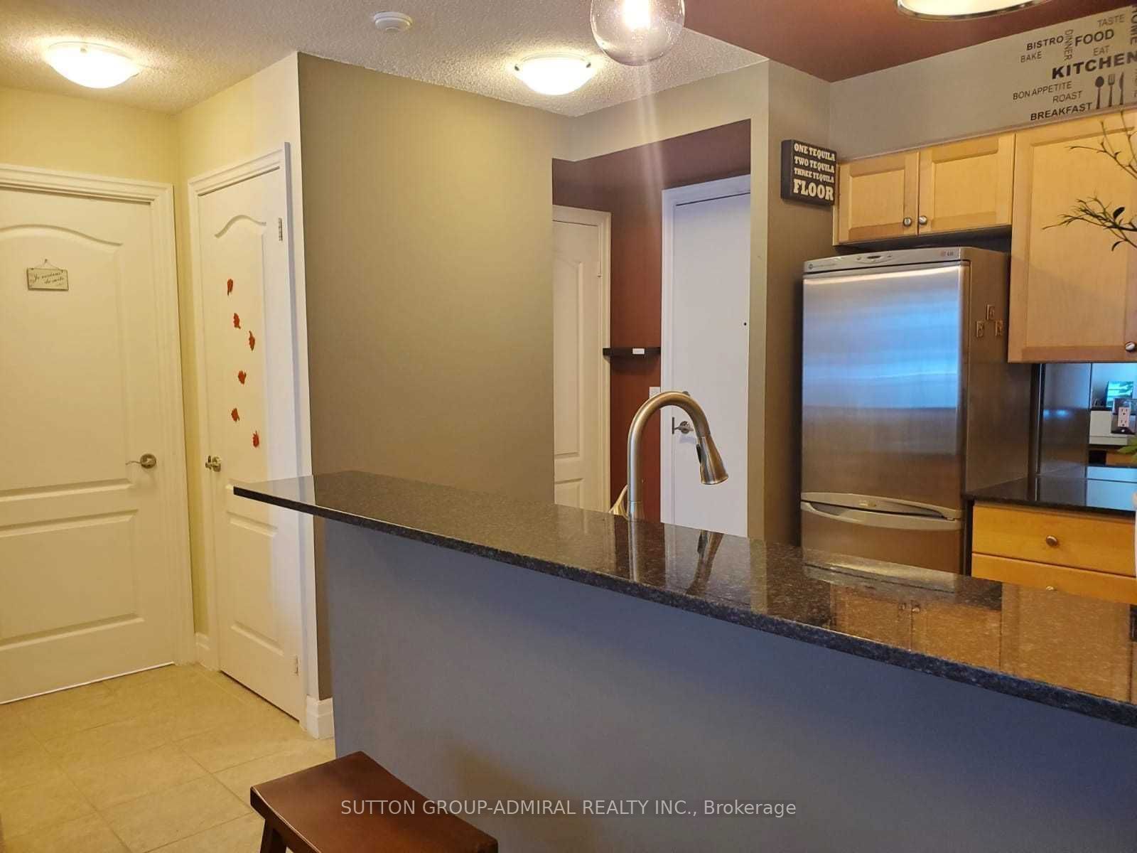 2121 Lake Shore Boulevard 615