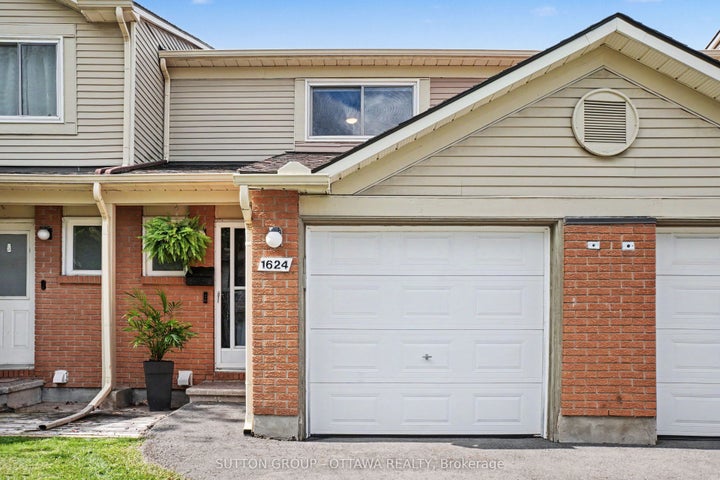 Photo 1 of 26 — 1624 Cheevers Crescent, Orleans - Cumberland and Area, ON K4A 2J6