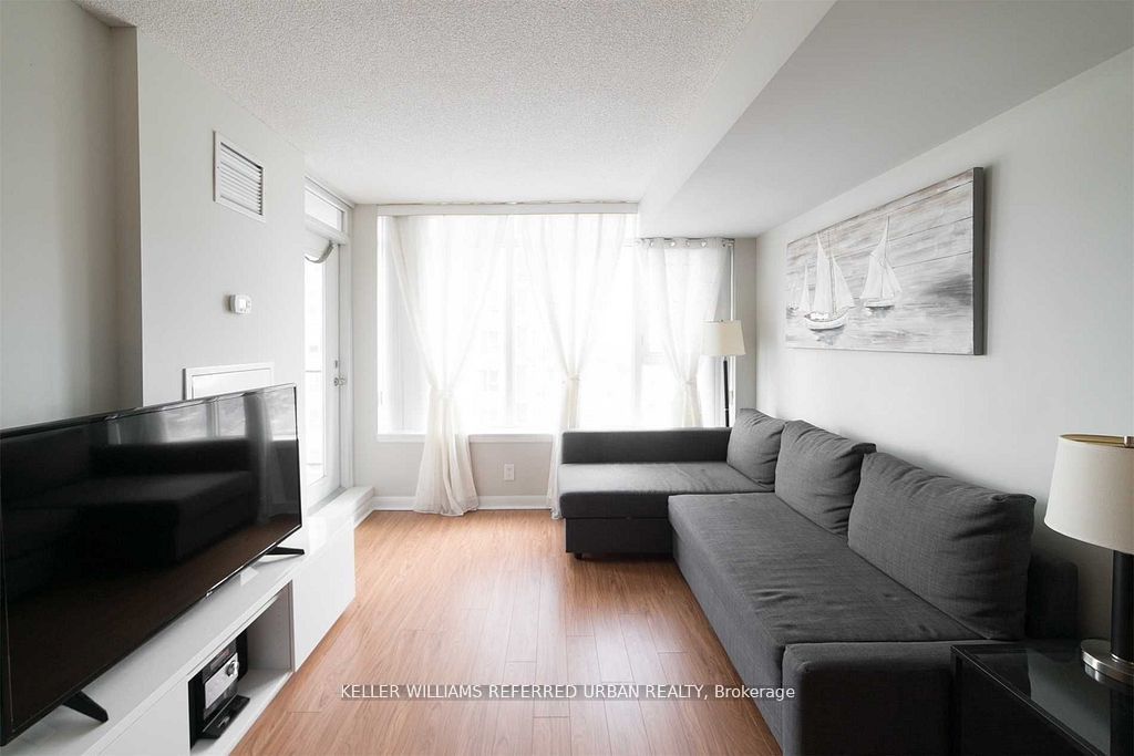 Photo of 25 Town Centre Court #2106, Toronto, ON M1P 0B4 (MLS # E13045140)