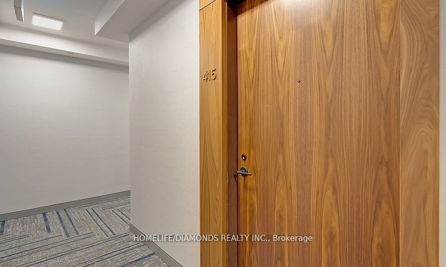 509 DUNDAS Street W 415