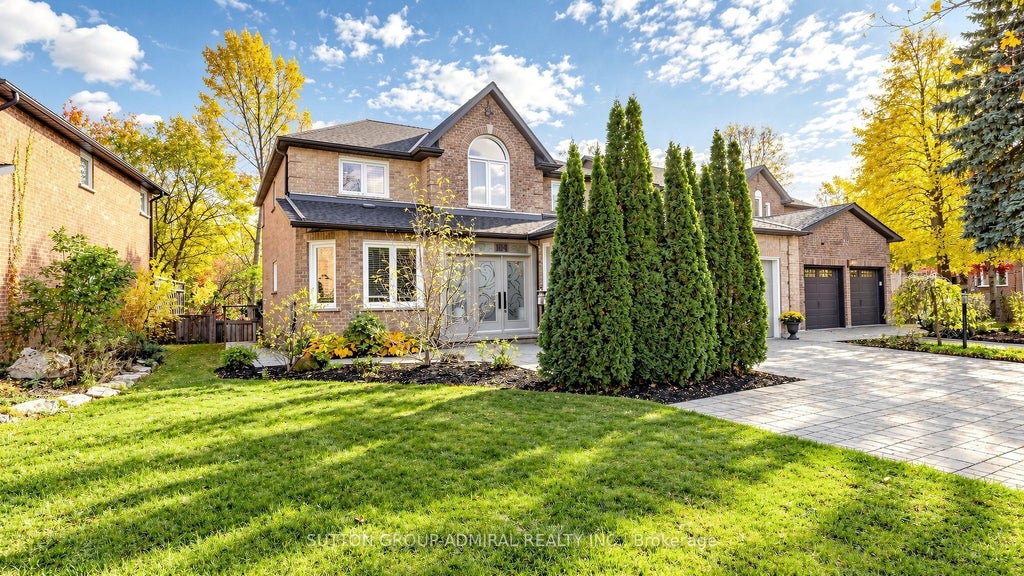 Photo of 104 Topham Crescent, Richmond Hill, ON L4C 9E7 (MLS # N14130930)