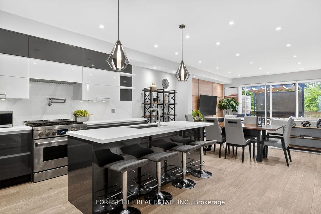 Photo of 272A Beta Street, Toronto, ON M8W 4J1 (MLS # W12478291)