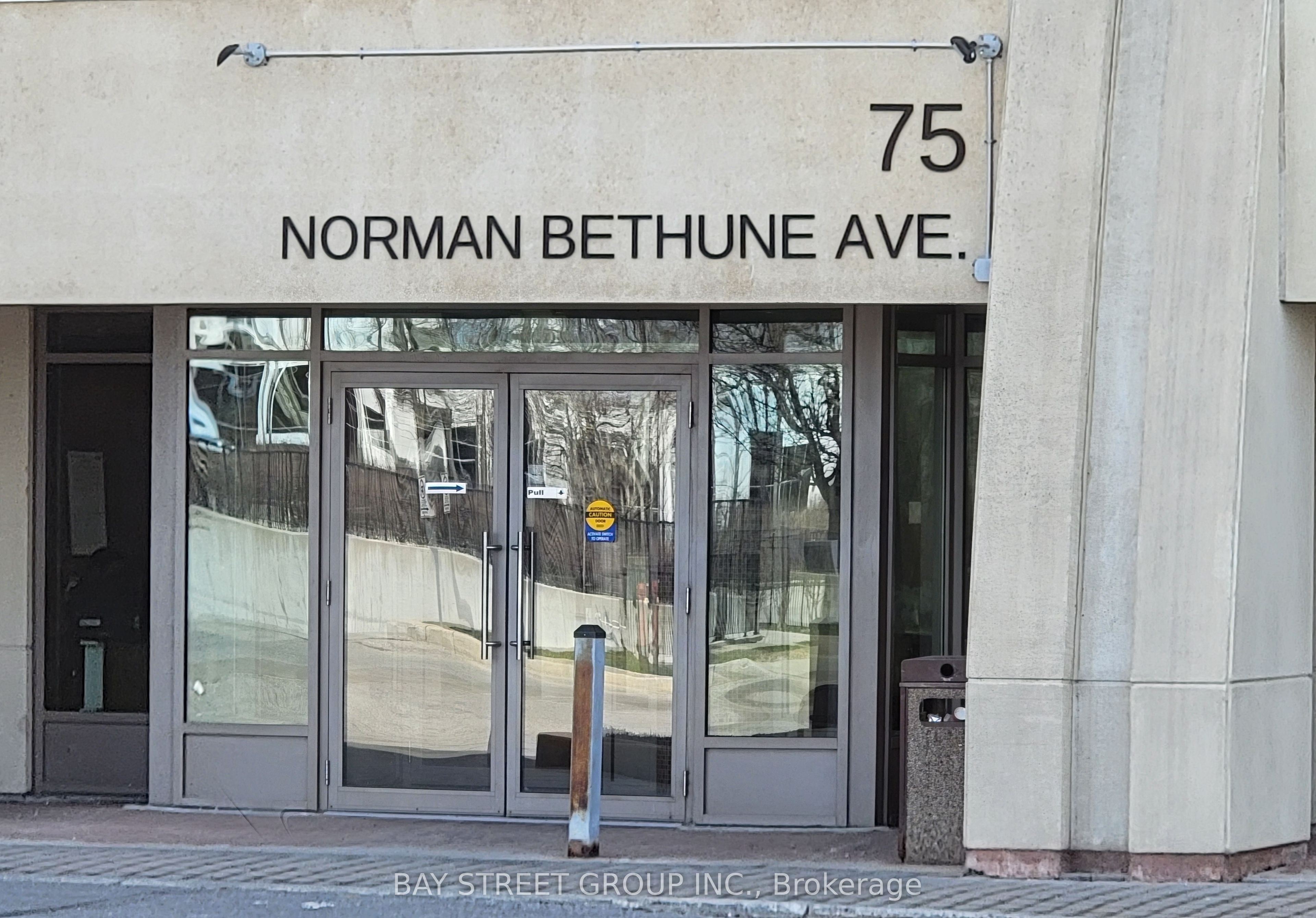 75 Norman Bethune Avenue 302
