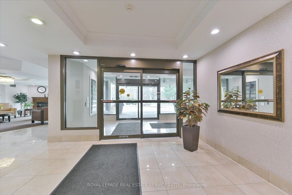 Photo of 2010 Islington Avenue #PH03, Toronto, ON M9P 3S8 (MLS # W12823322)