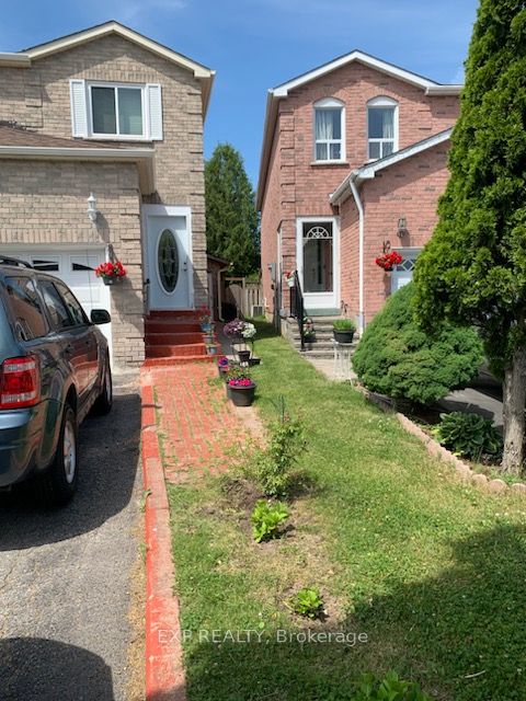 64 Sorrell Crescent