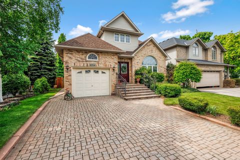 1054 Augustus Drive Burlington ON L7S 2L1