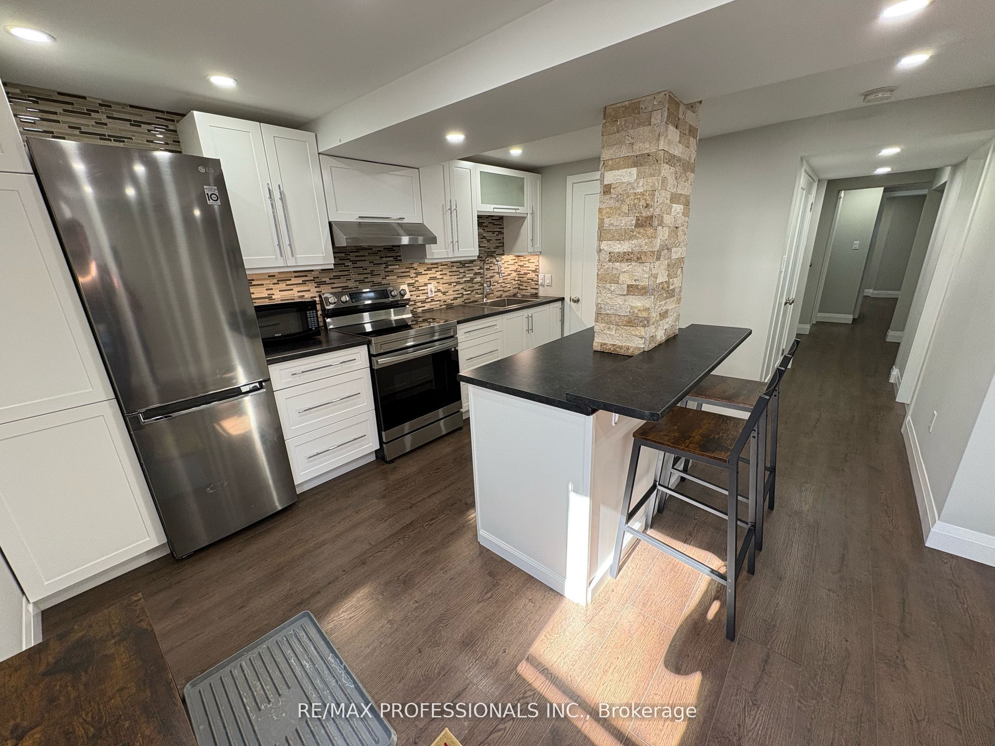 19 Elmbrook Crescent Lower