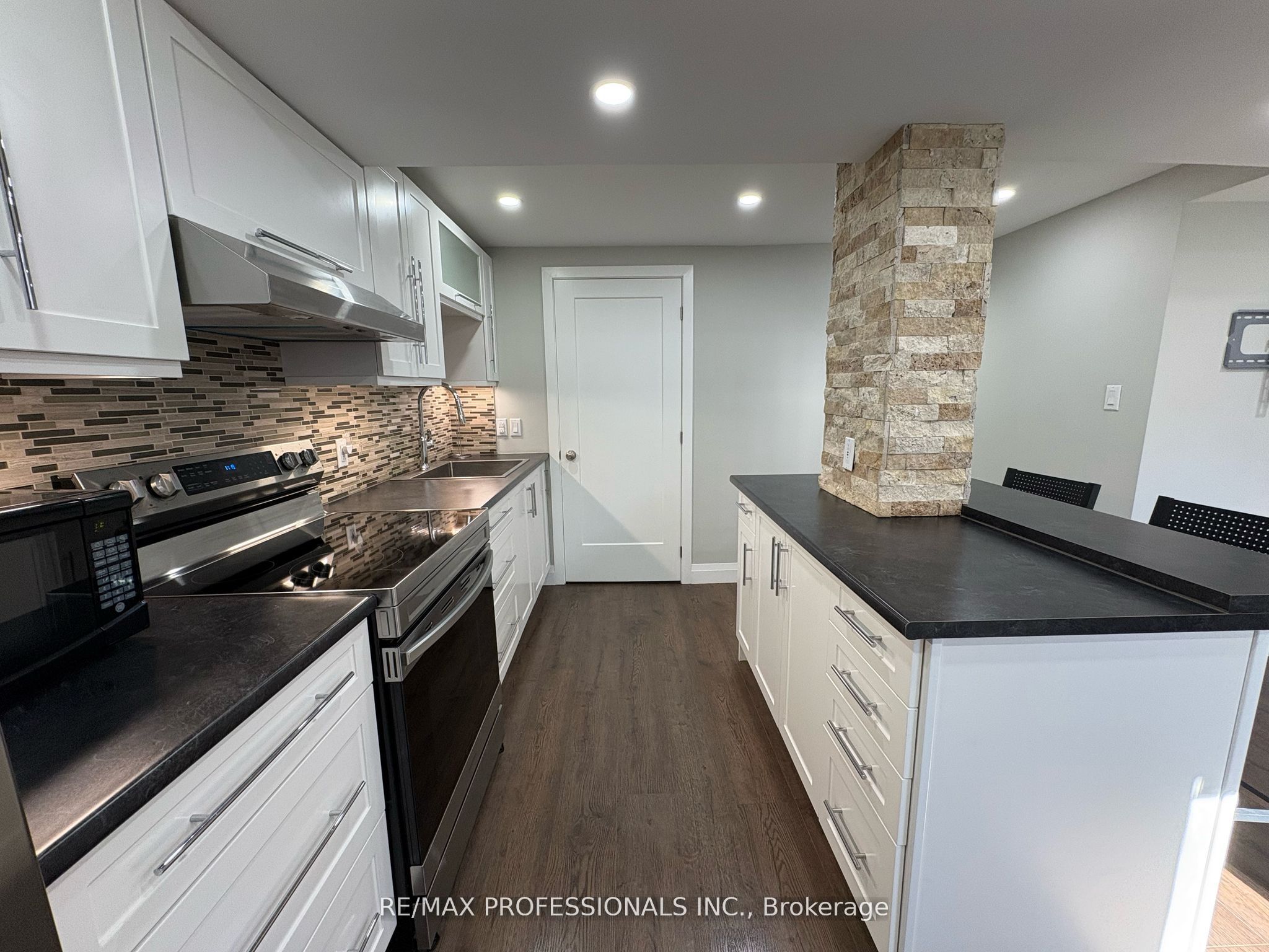 19 Elmbrook Crescent Lower