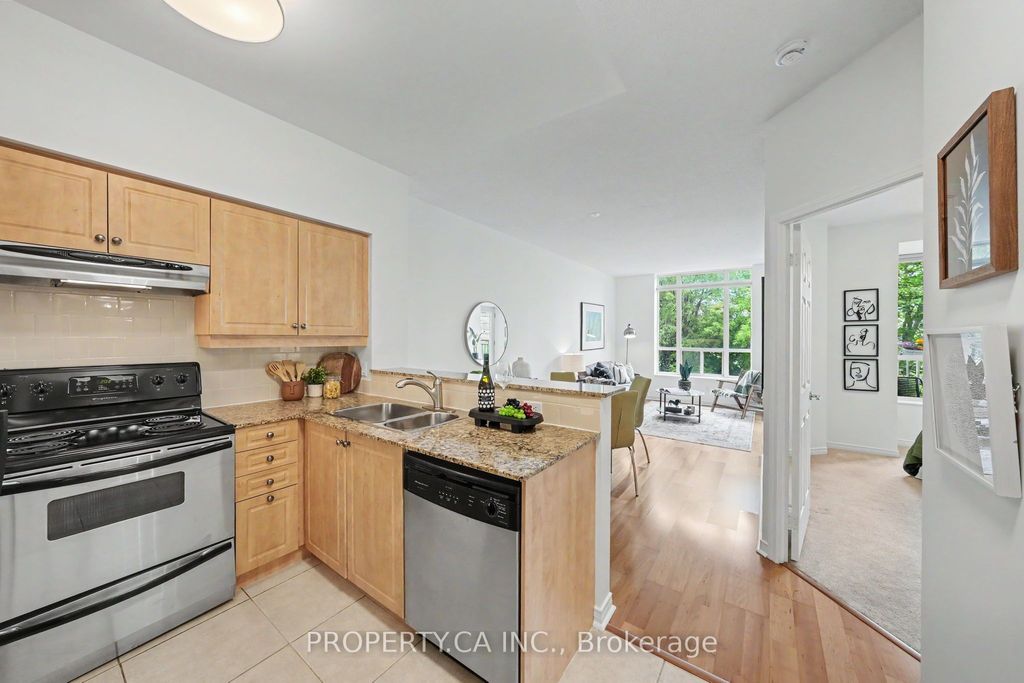 Photo of 451 Rosewell Avenue #209, Toronto, ON M4R 2B6 (MLS # C13436280)