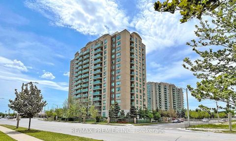 11 Oneida Crescent 307 Richmond Hill ON L4B 0A1