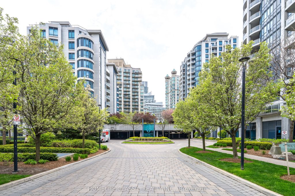 Photo of 2087 Lake Shore Boulevard W #1201, Toronto, ON M8V 4G3 (MLS # W12828454)