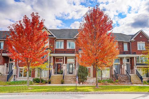 Photo of 976 Millard Street, Whitchurch-Stouffville, ON L4A 0T2 (MLS # N12462012)