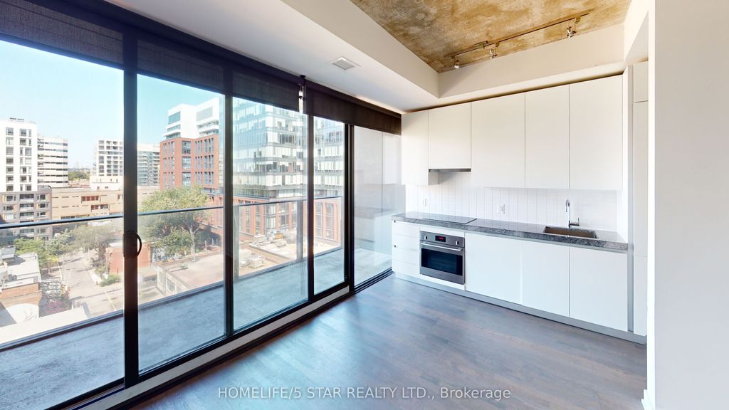 Photo of 629 KING Street W #925, Toronto, ON M5V 0G9 (MLS # C12333559)