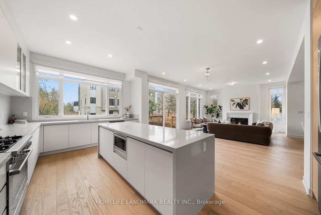 Photo of 35 Imogene Court, Richmond Hill, ON L4C 5W9 (MLS # N13100428)