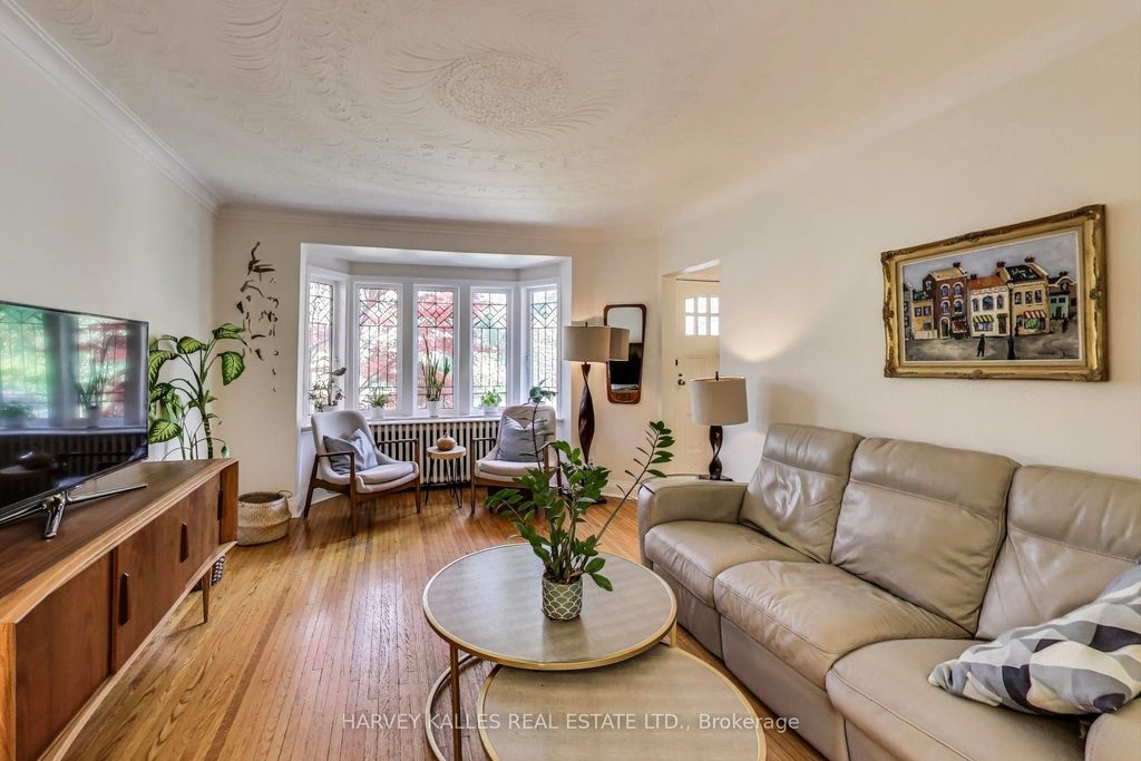 Photo of 38 Coe Hill Drive, Toronto, ON M6S 3C8 (MLS # W12425880)
