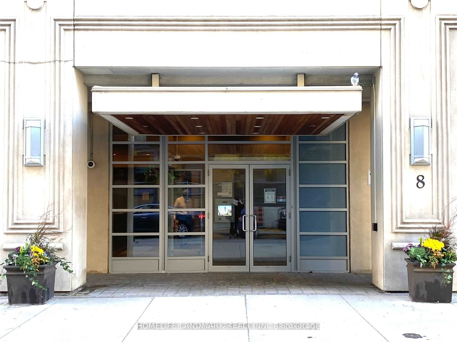 8 Scollard Street 1009