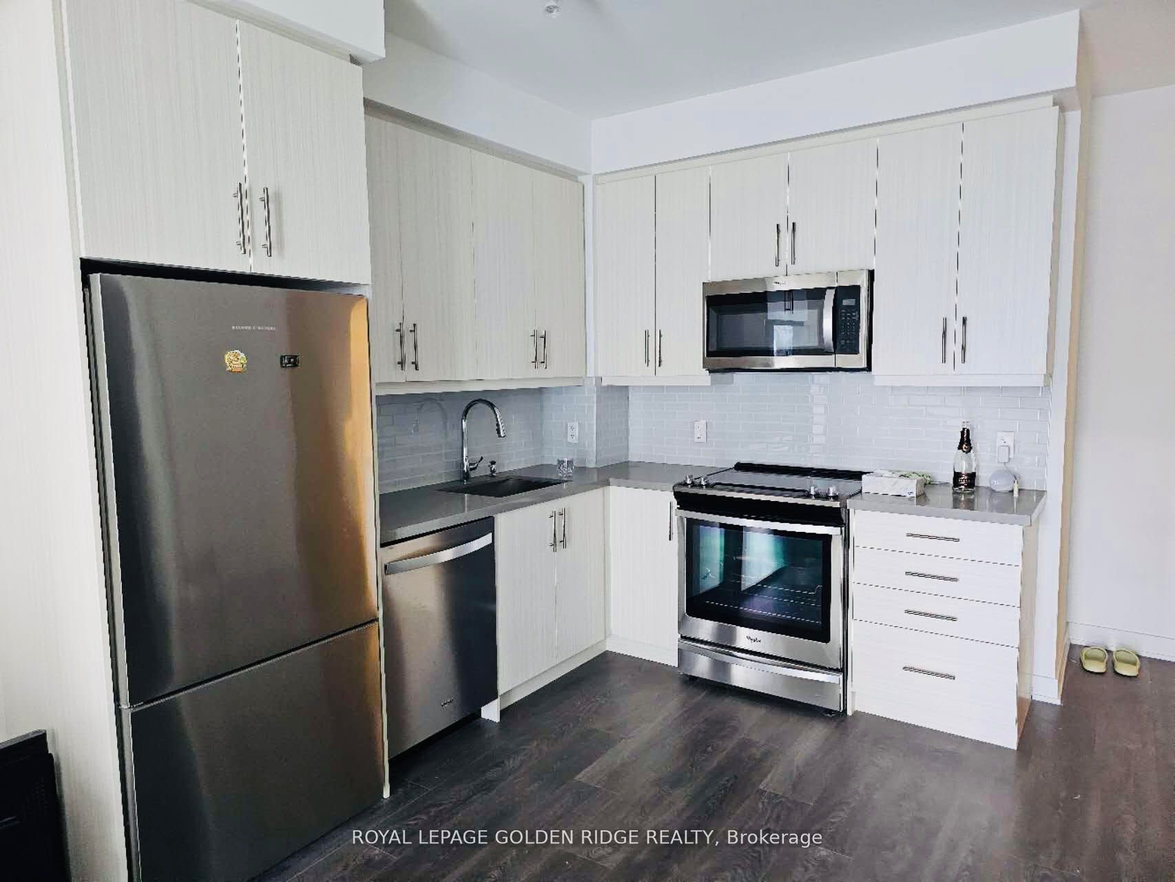 85 Oneida Crescent 1410