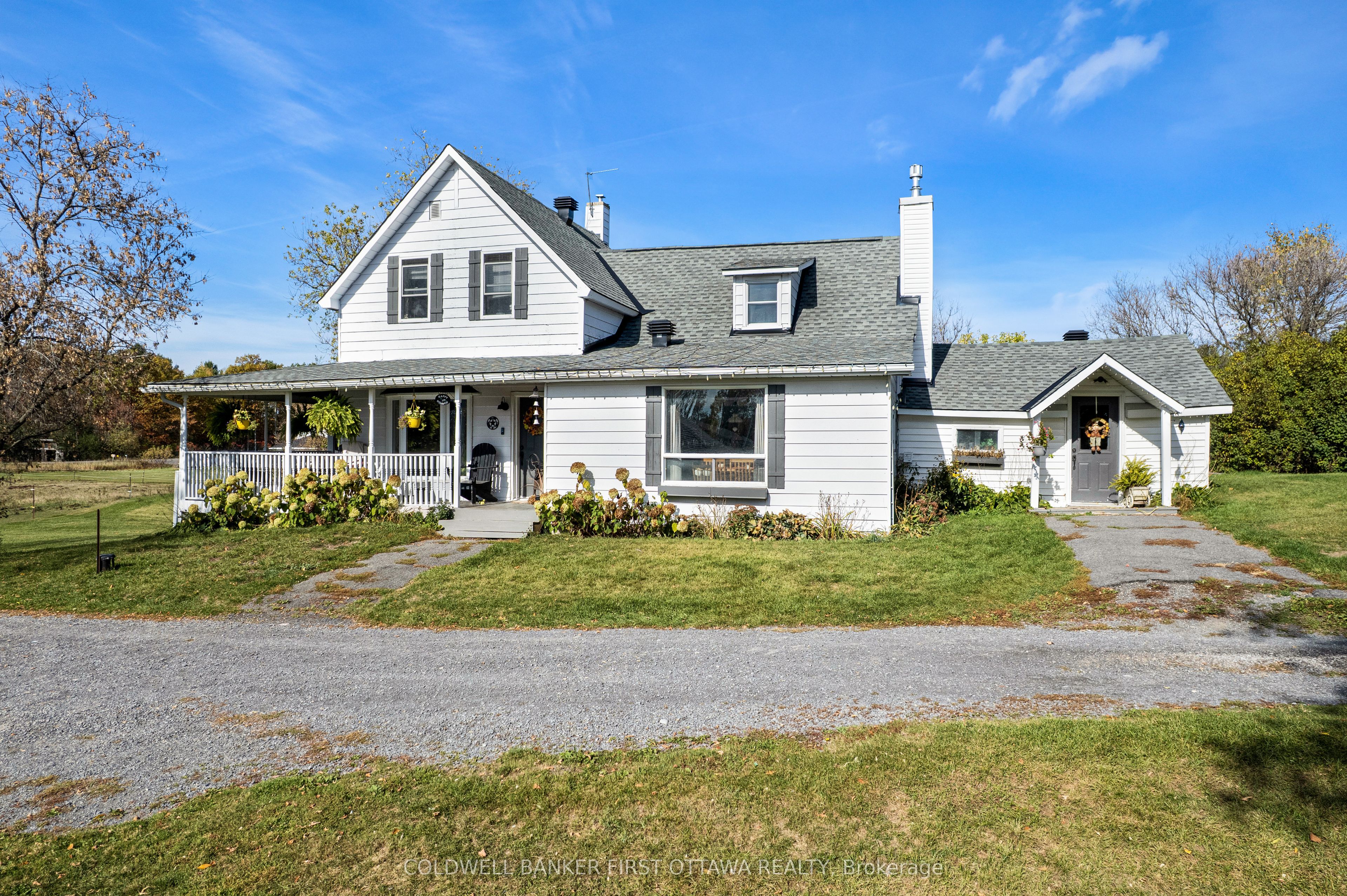 Photo 1 of 50 — 3968 Diamondview Road, Carp - Dunrobin - Huntley - Fitzroy and Area, ON K0A 2H0