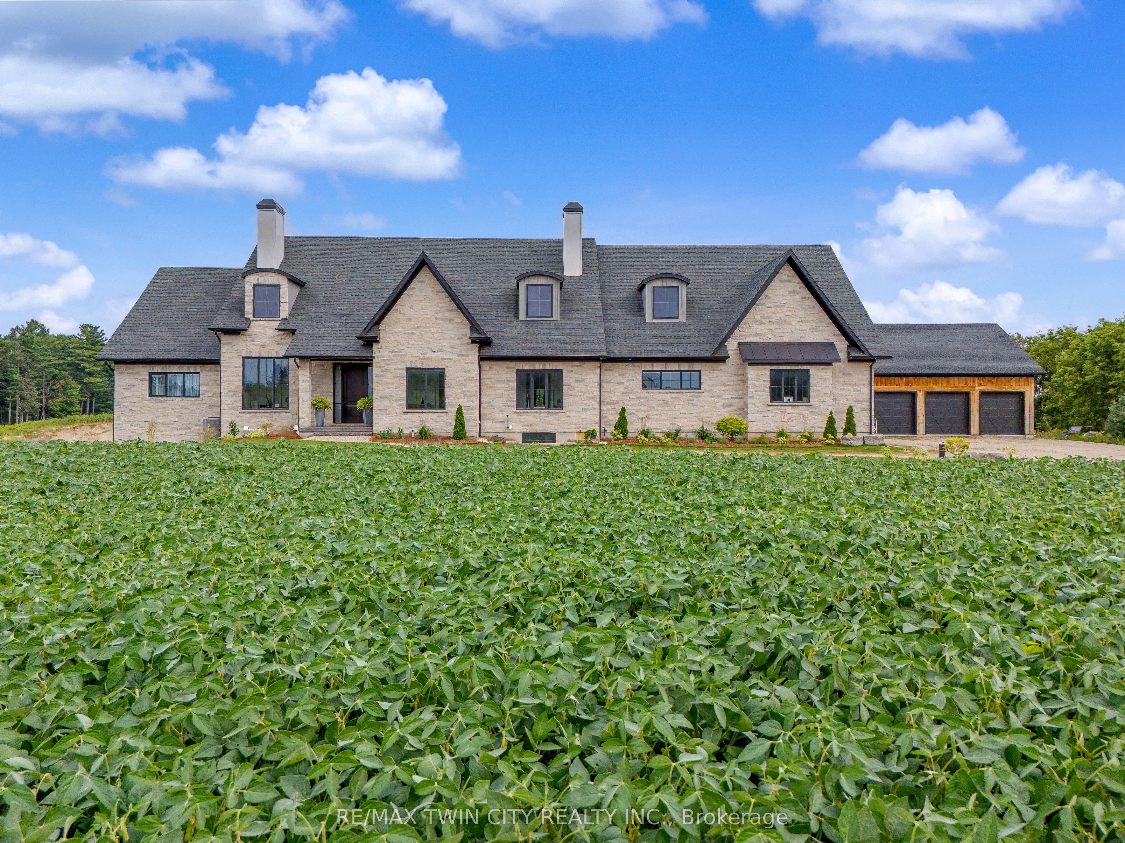 742 Country Squire Road