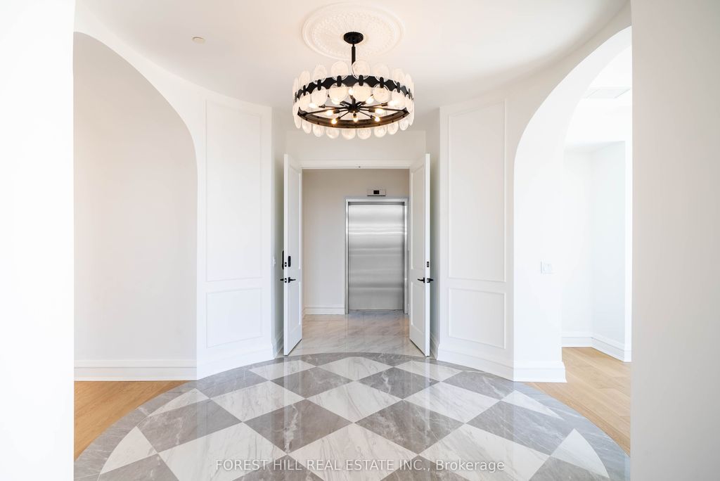 Photo of 2010 Bathurst Street #6A, Toronto, ON M5P 0A8 (MLS # C12686022)