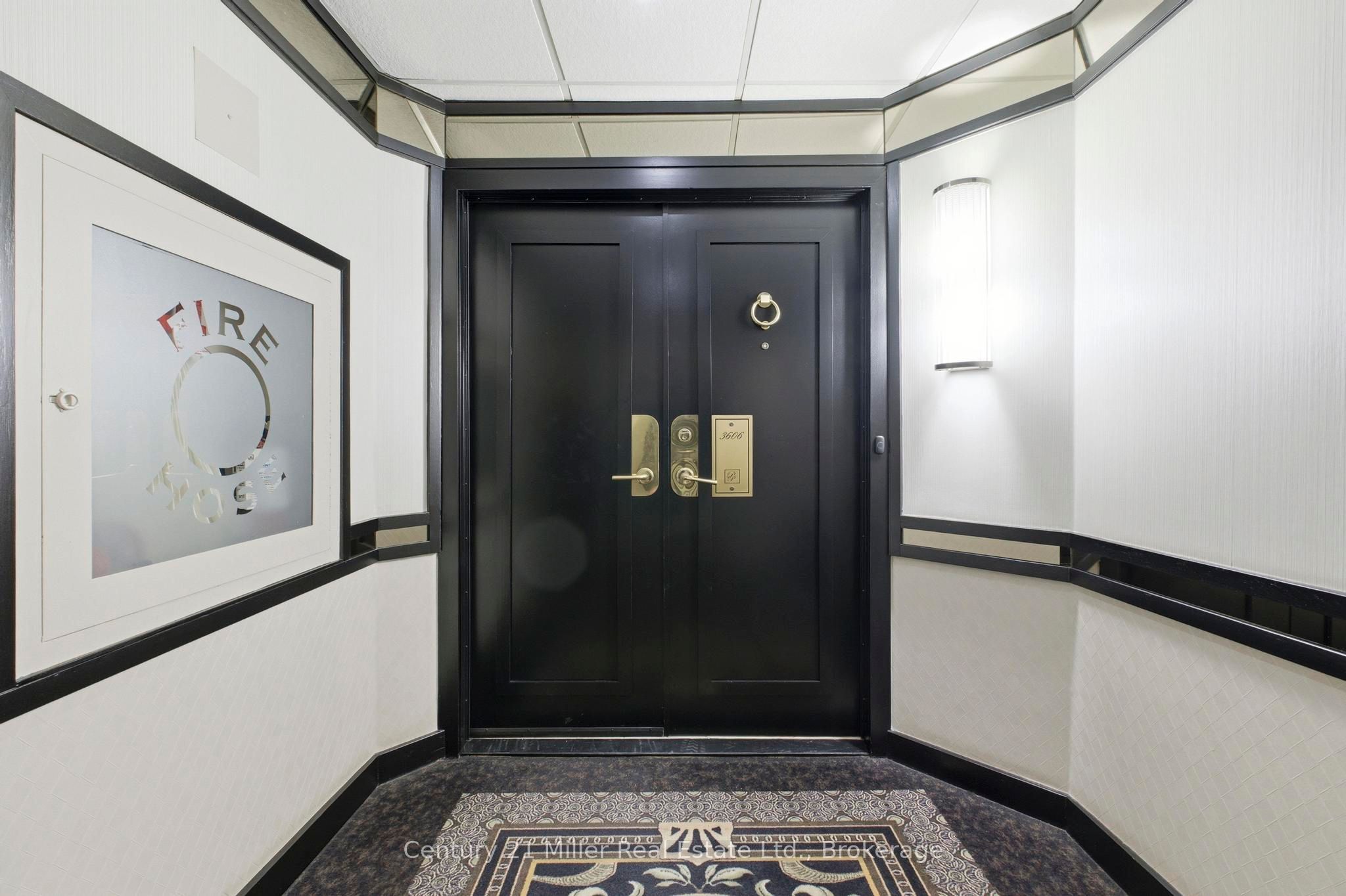 2045 Lake Shore Boulevard W 3606