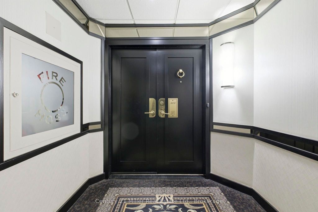 Photo of 2045 Lake Shore Boulevard W #3606, Toronto, ON M8V 2Z6 (MLS # W12642912)