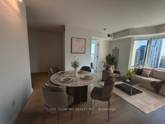 155 Yorkville Avenue 2104