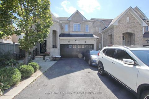 12 Helman Road Brampton ON L6R 0R6