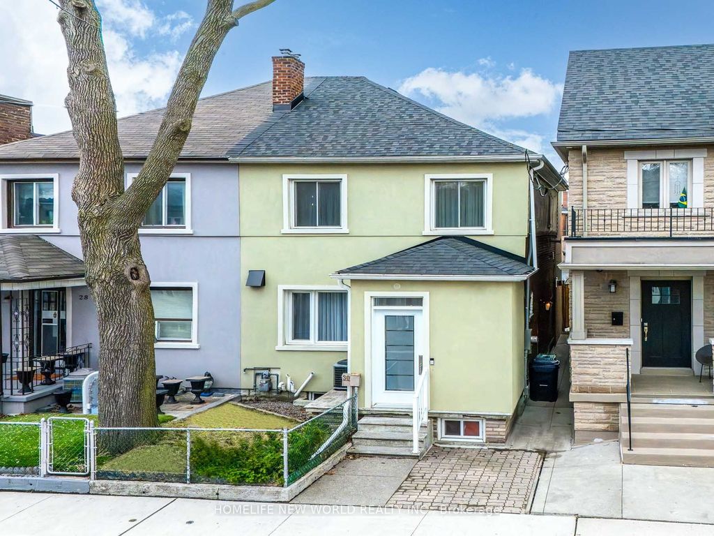 Photo of 30 Carling Avenue, Toronto, ON M6G 3S1 (MLS # W12980432)