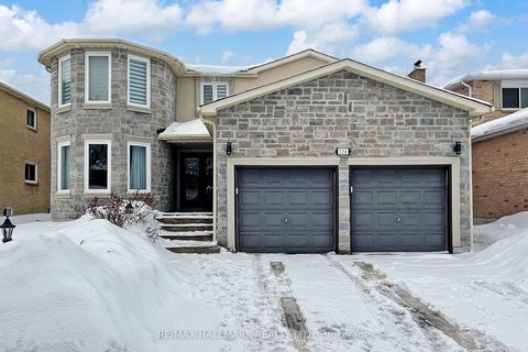 136 Cooperage Crescent Richmond Hill ON L4C 9L7