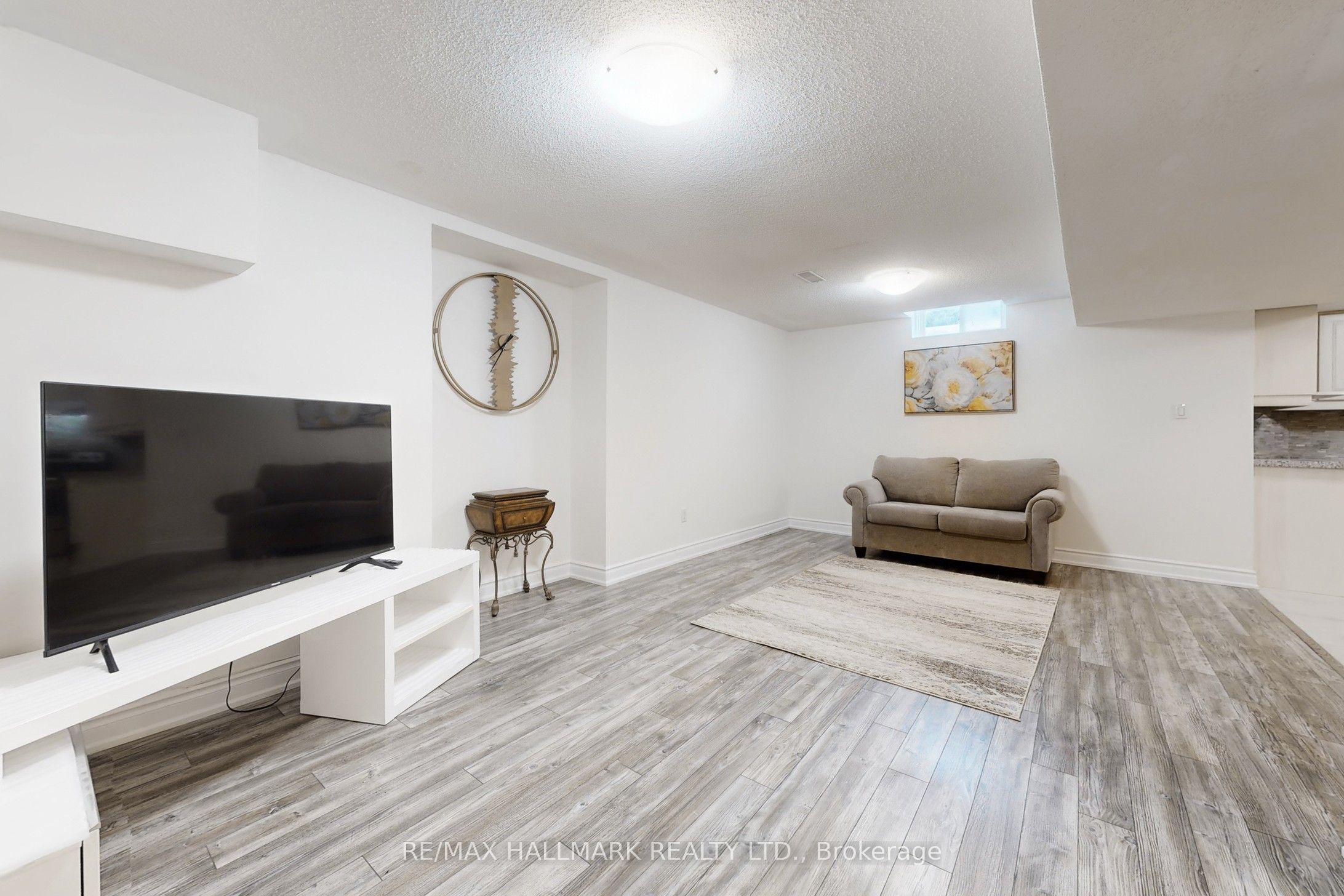 136 Cooperage Crescent