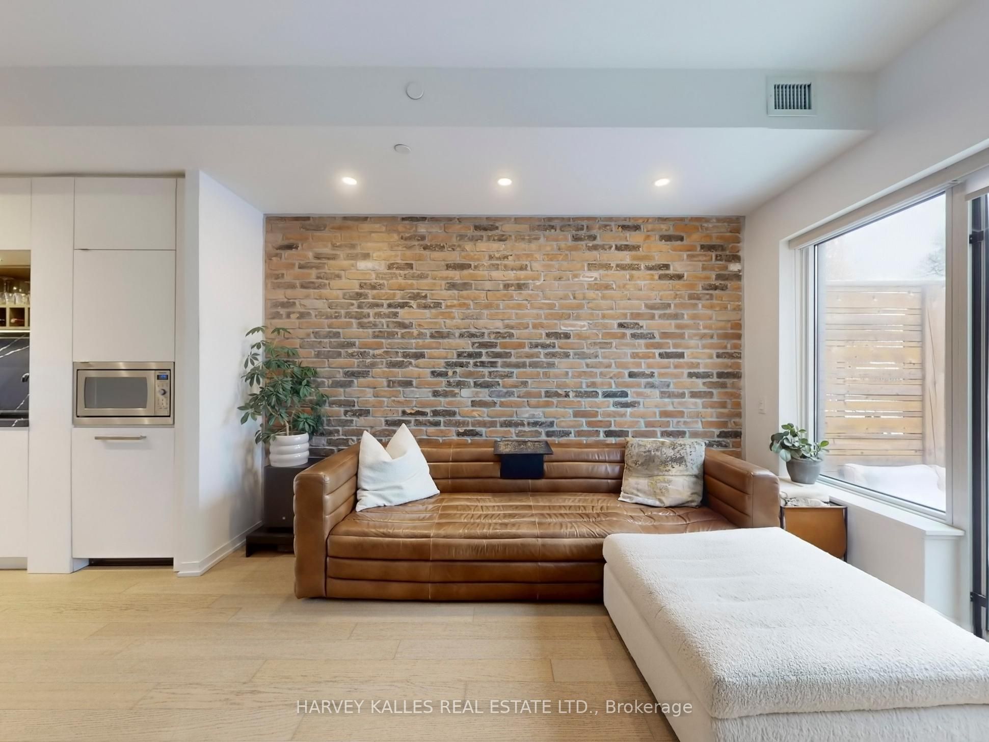 138 St Helens Avenue TH111