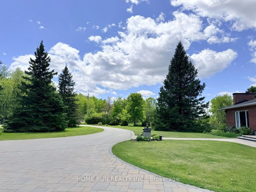 Photo of 5705 Flag Station Road, Greely - Metcalfe - Osgoode - Vernon and Area, ON K4M 1B4 (MLS # X13412778)