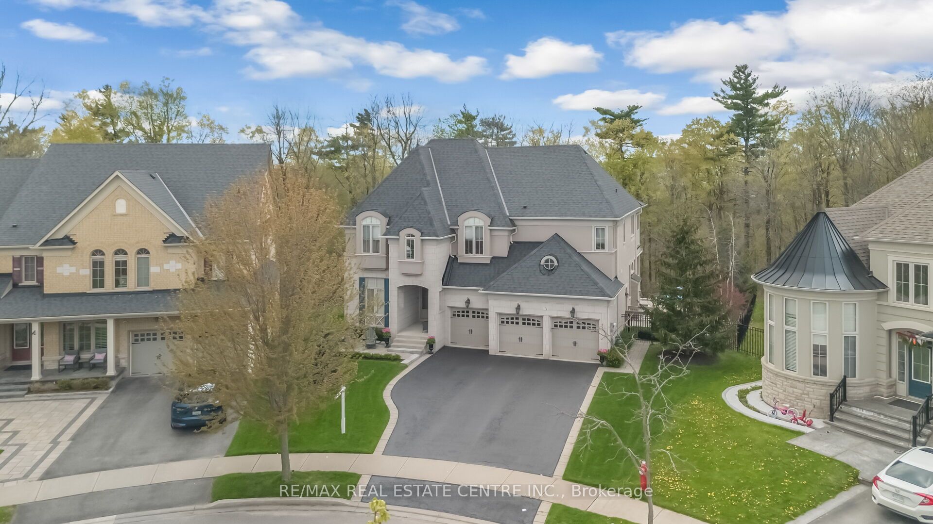 14 Canis Street