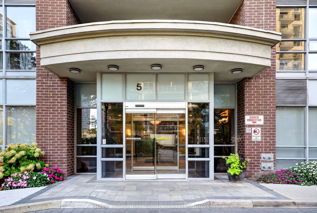 Photo of 5 Michael Power Place #1804, Toronto, ON M9A 0A3 (MLS # W13877104)