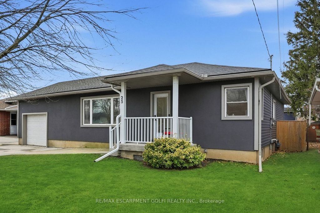 Photo of 25 Arthur Street, St. Catharines, ON L2M 1G8 (MLS # X12654130)