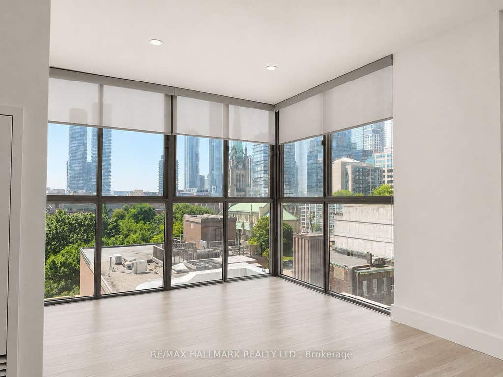 Photo of 95 Lombard Street #805, Toronto, ON M5C 2V3 (MLS # C13683636)