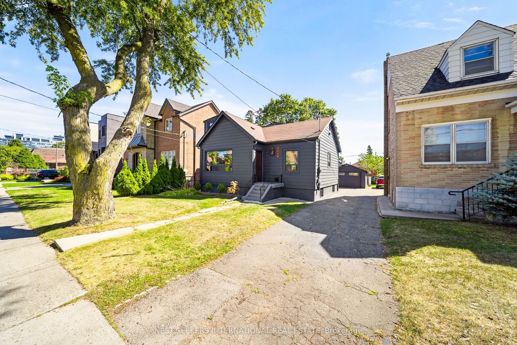 Photo of 905 Glencairn Avenue, Toronto, ON M6B 2A6 (MLS # W12436075)