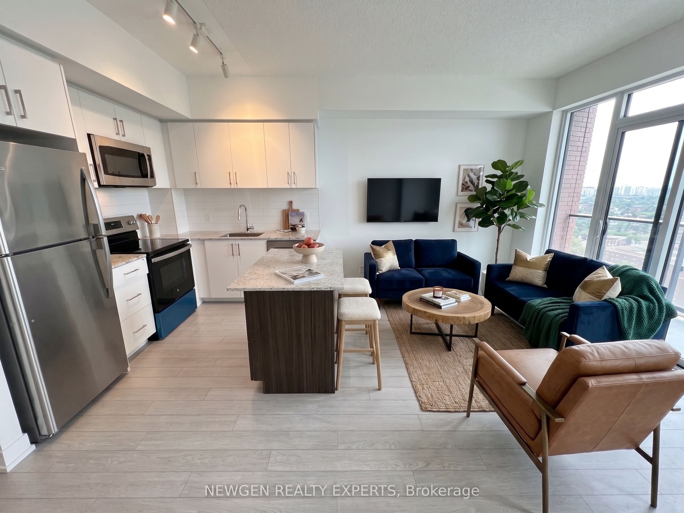 4010 Eglinton Avenue W 2103