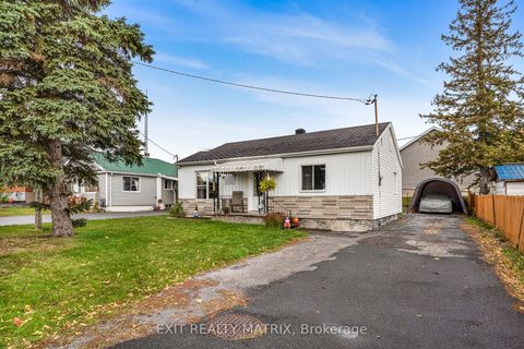 Photo of 17 Victoria Street W, North Glengarry, ON K0C 1A0 (MLS # X12474505)