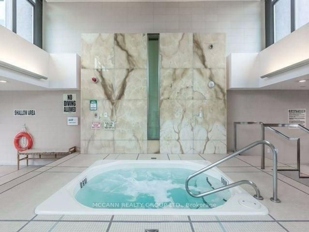 Photo of 215 Fort York Boulevard #3301, Toronto, ON M5V 4A2 (MLS # C12463517)