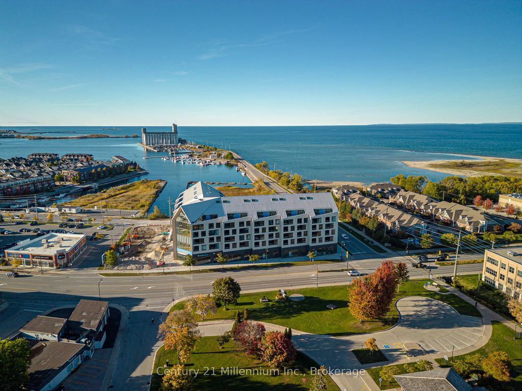 Photo of 31 Huron Street #223, Collingwood, ON L9Y 5T7 (MLS # S12456942)