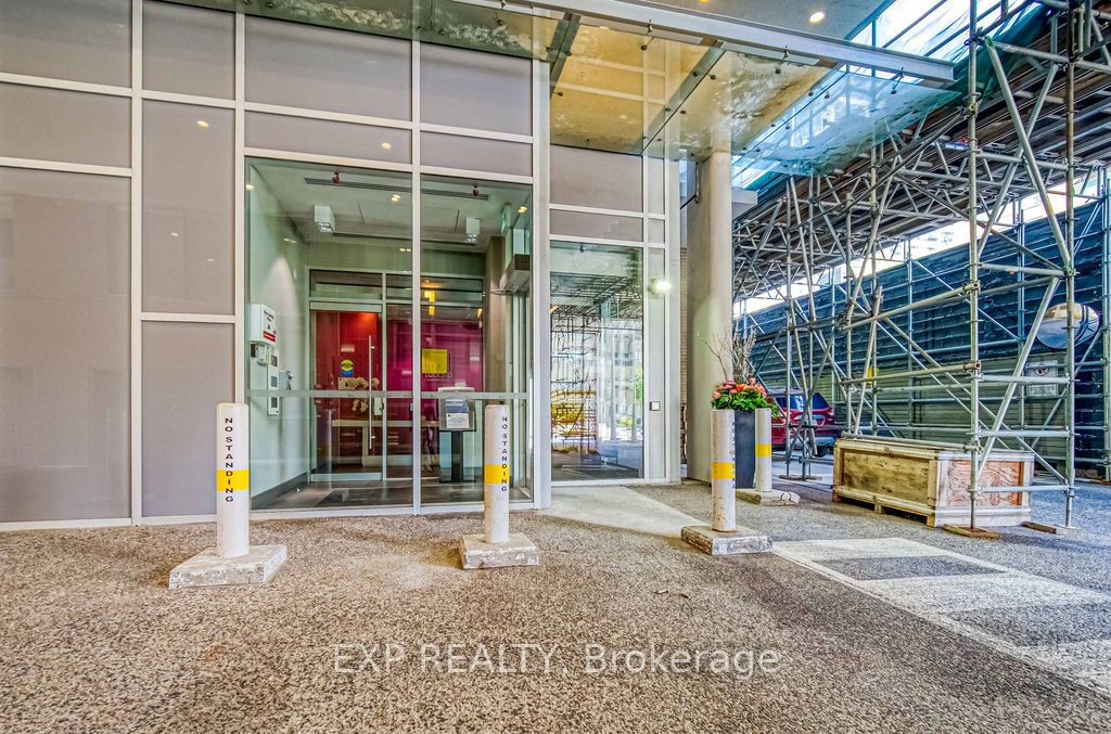 68 Merton Street 805