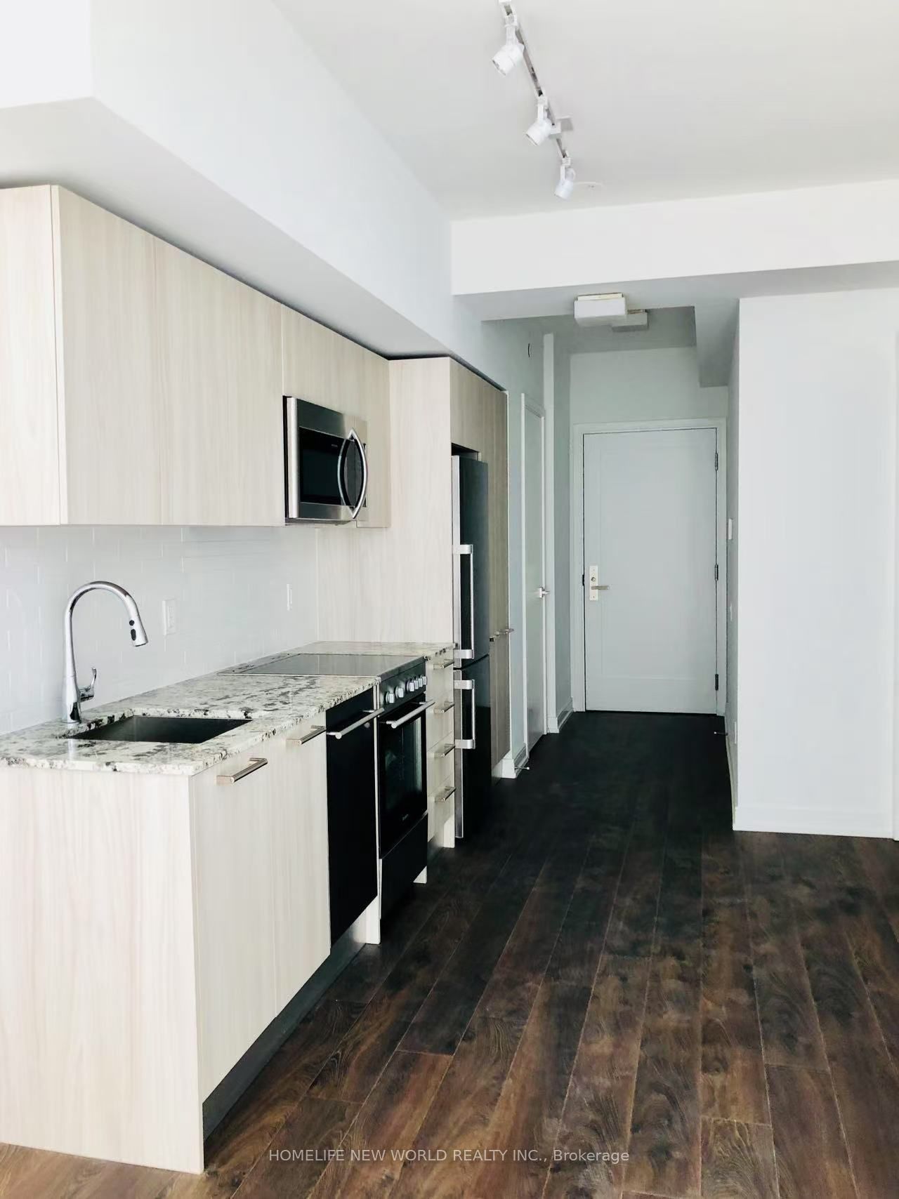 28 Wellesley Street E 2605