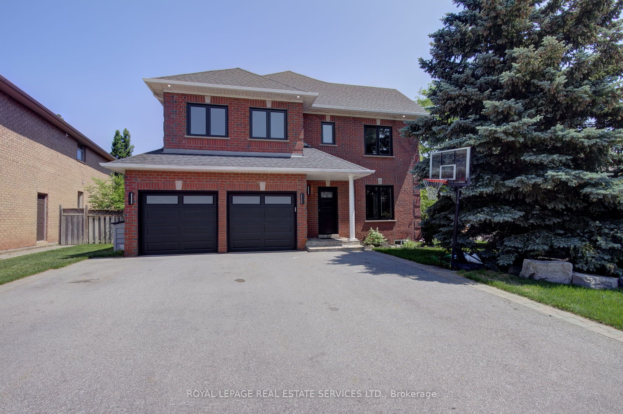 1079 Skyvalley Crescent