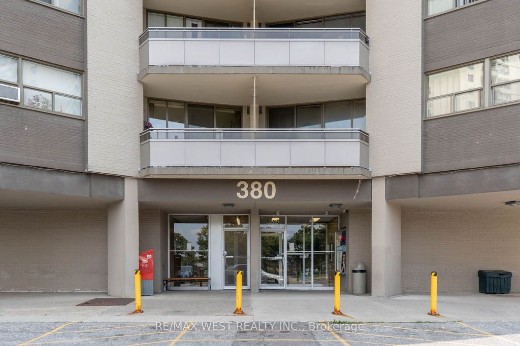 Photo of 380 Dixon Road #605, Toronto, ON M9R 1T3 (MLS # W12759576)