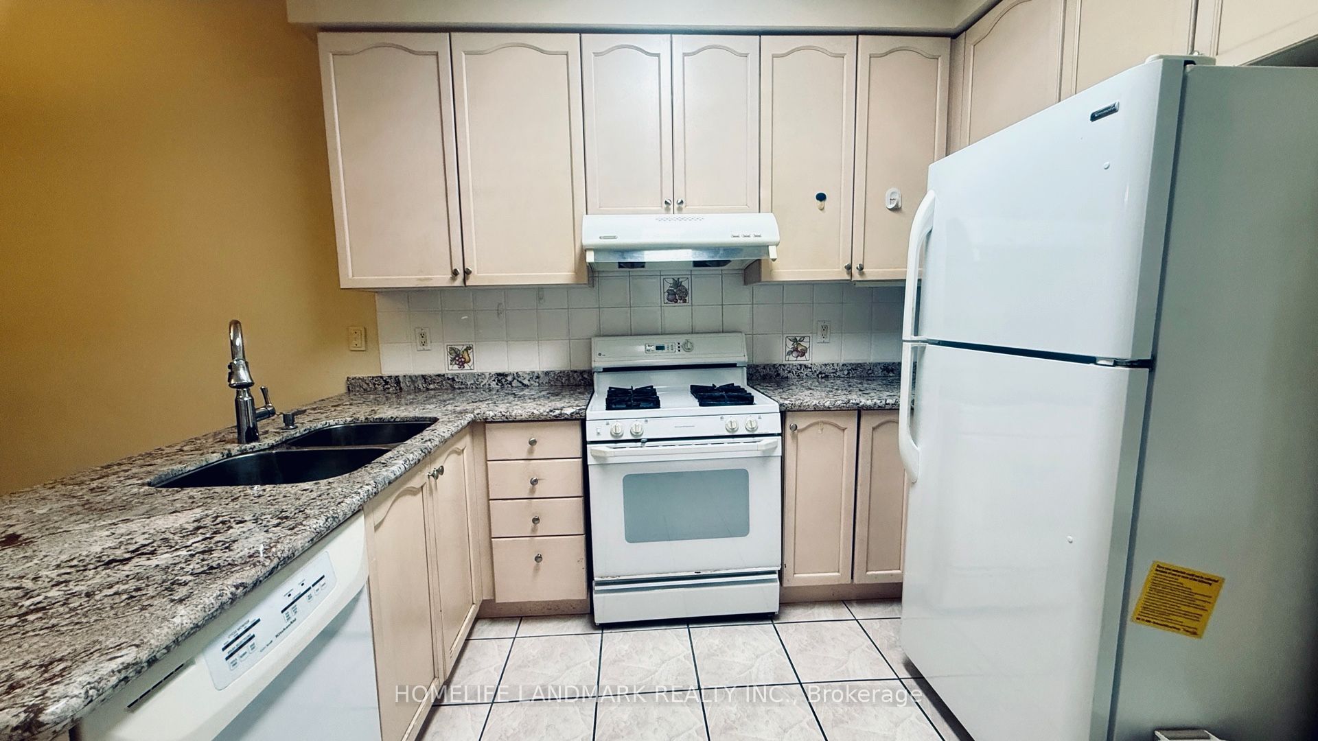 25 Grover Hill Avenue