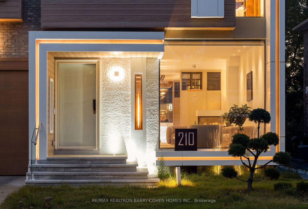 Photo of 210 Glenayr Road, Toronto, ON M5P 3C3 (MLS # C12595542)